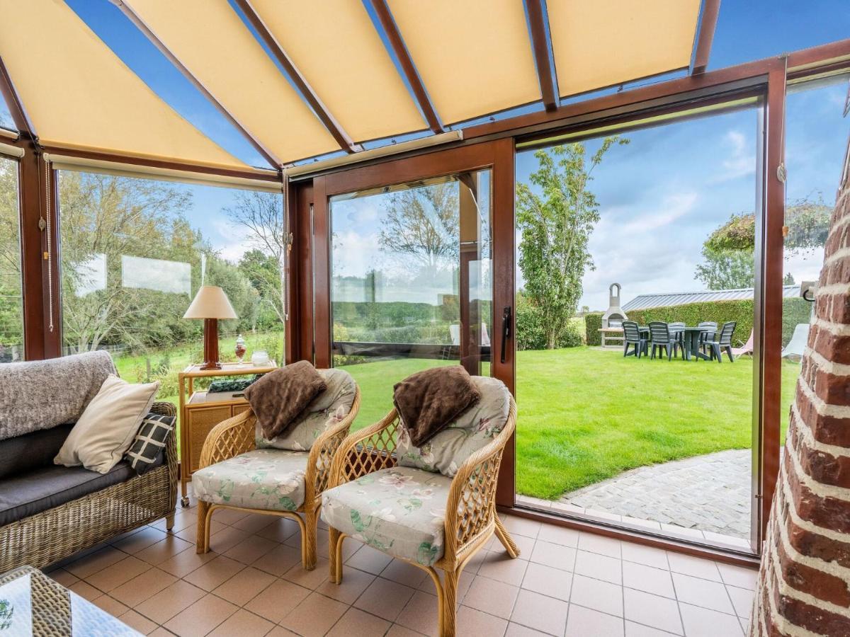 Stunning Holiday Home In Oombergen With Terrace And Garden Zottegem Екстер'єр фото